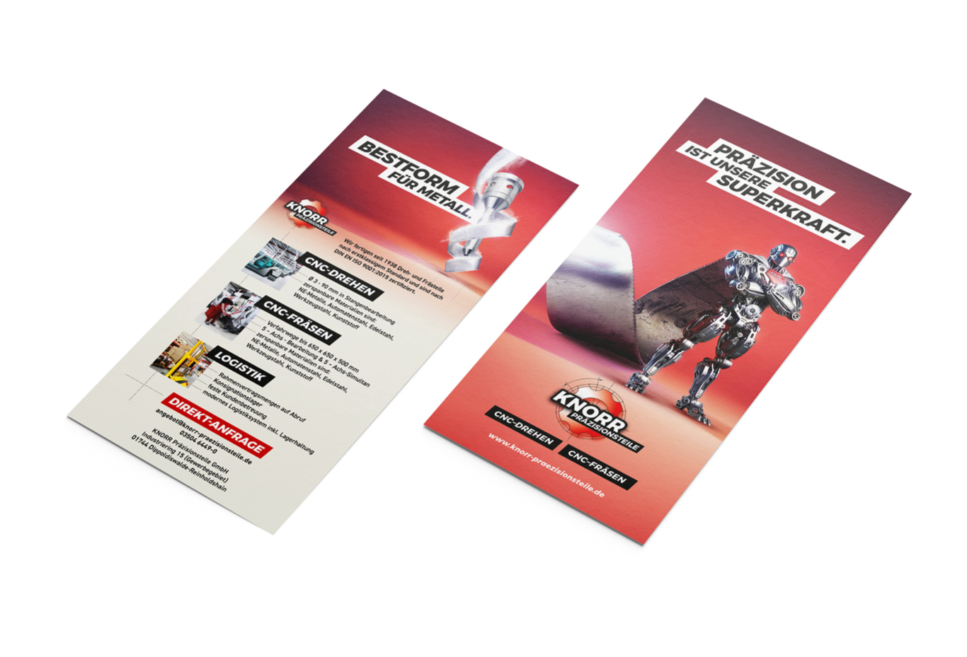 web-Projekt-Knorr3 Zwei rot-weiße Broschüren von Knorr mit metallischen Roboterfiguren und deutschem Text, der für lit'n'fly-Präzisionswerkzeuge für die Metallbearbeitung wirbt, mit Produktangaben und Kontaktinformationen.
